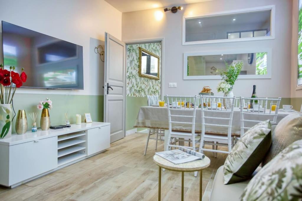 Le Nid Parisien Triplex Cosy Et Chaleureux Διαμέρισμα Εξωτερικό φωτογραφία