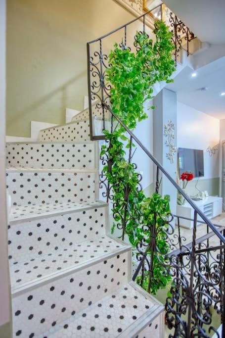 Le Nid Parisien Triplex Cosy Et Chaleureux Διαμέρισμα Εξωτερικό φωτογραφία